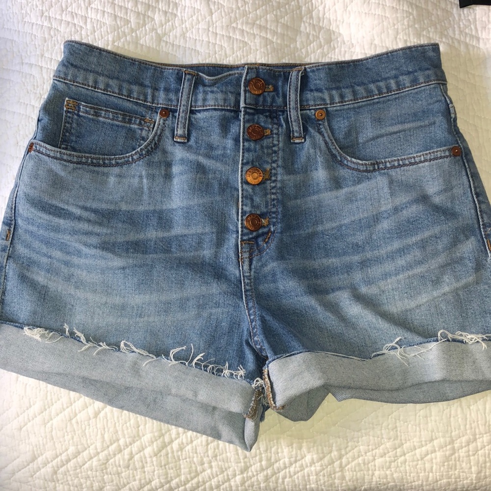 Madewell shorts. Size 27 button fly